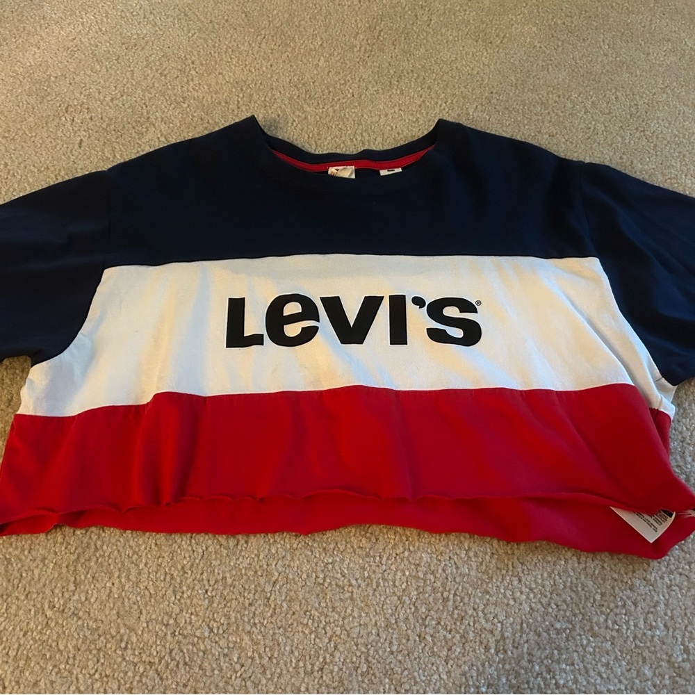 Levi’s Crop Top